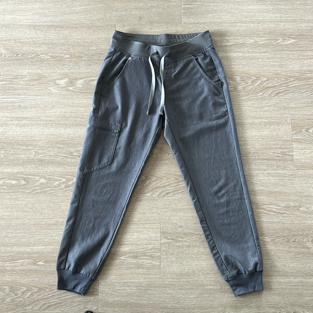 Figs Zamora Jogger Scrub Pants Graphite / Gray / Grey XS Petite